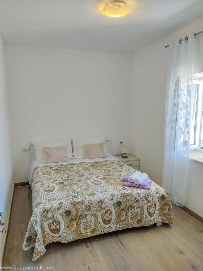 Apartman Krzenic With Sea View Podgora Exteriér fotografie